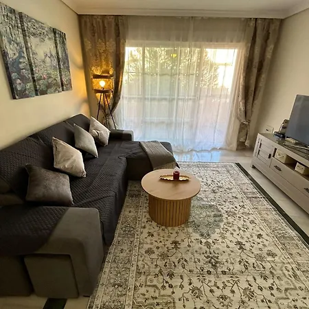 Elviria Front Apartment Marbella