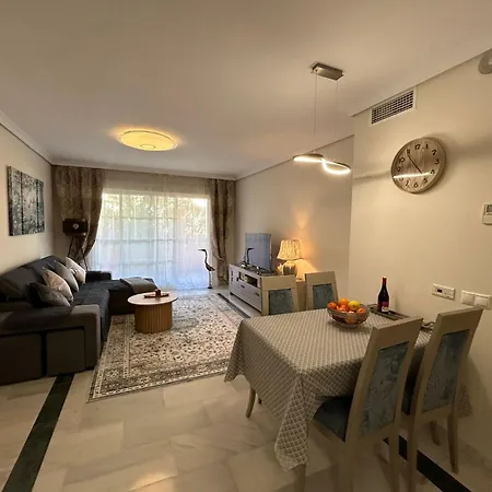 דירה Elviria Front